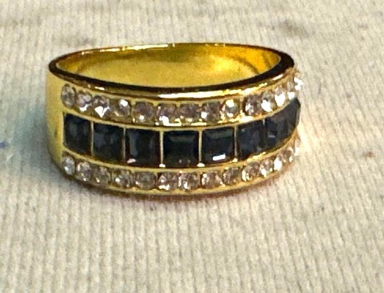 Gemstone Ring size 11