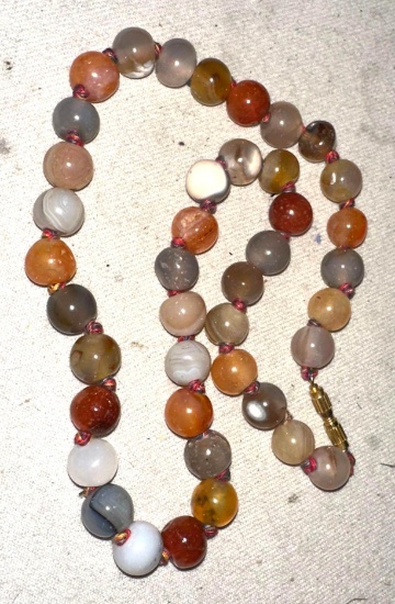 Mid Century Agate Necklace