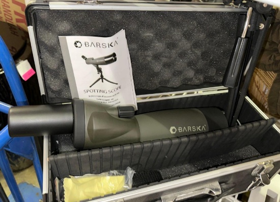 Barska Spotting Scope 20-60x60mm- in case- Like New
