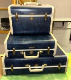 3 piece Set of Vintage Samsonite Luggage