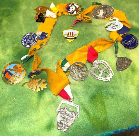 Vintage Wanders Club Medals