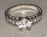 Woman's Ring size 11