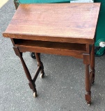 Vintage Walnut Lecture/Music. Book Table 30