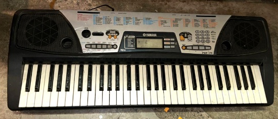 Yamaha PSA-175 Keyboard - works Great