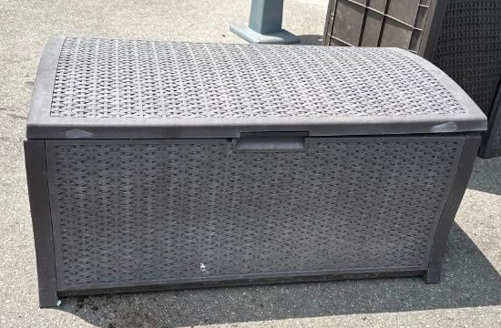 Suncast Deck Box 52" x 20"