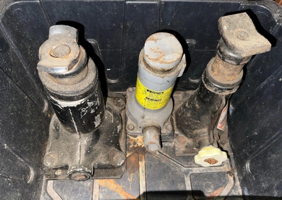 3 Jacks