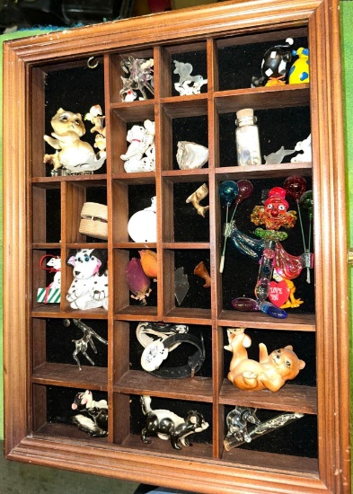 Knick Knack Shelf unit with Collectibles