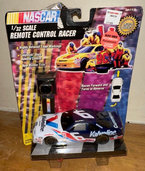 New in package NASCAR remote control Racer #6 Mark Martin 1997