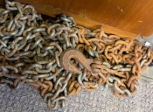 2 Very Long Link Chains with Hooks