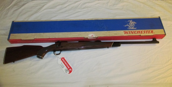 Winchester 222 Rem model 70 XTR NIB