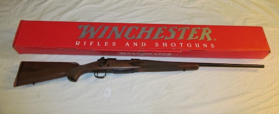 Winchester 284 classic DBM model 70 SA NIB less than 200 made w/gold inlay