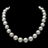 18K Gold Pearl 0.60ct Diamond Necklace