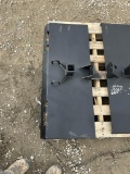 Hitch GUSSETED SKID STEER RECEIVER HITCH WITH CHAIN HOOK 92
