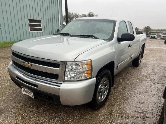 2011 CHEVROLET SILVERADO 1500 239