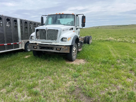 2004 INTERNATIONAL WORKSTAR 7600 355
