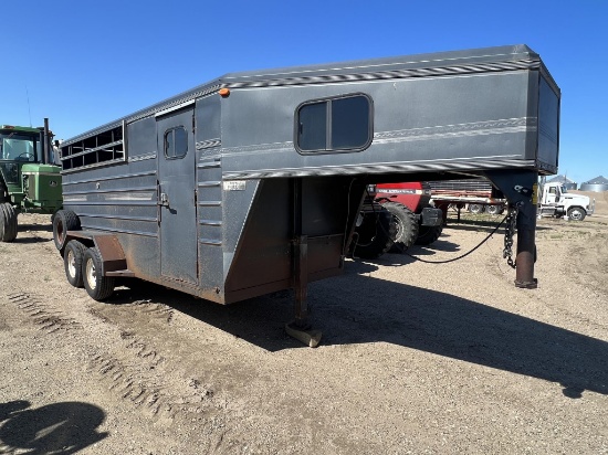 1996 KO HORSE TRAILER 419