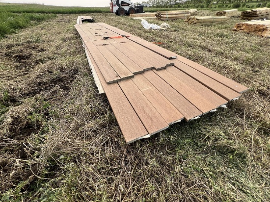 BUNDLE OF COMPOSITE DECKING BOARDS LIGHT BROWN 471