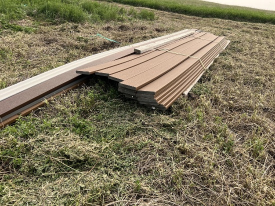BUNDLE OF COMPOSITE DECKING BOARDS DARK BROWN 472