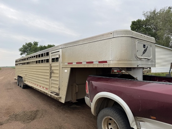 2015 FEATHERLITE 1167