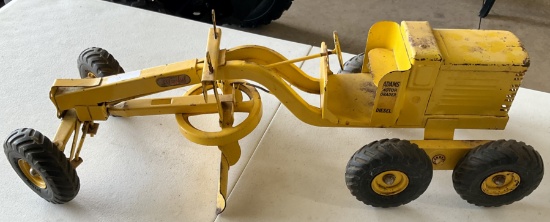 TOY ROAD GRADER YELLOW