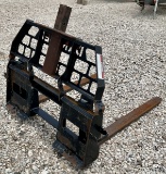 SKID STEER PALLET FORKS