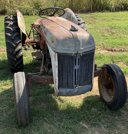 FORD TRACTOR