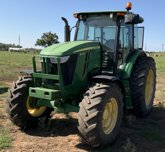 JD 6105 TRACTOR