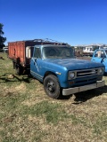 ‘74 IH 1500 1 ½ TON GRAIN TRUCK