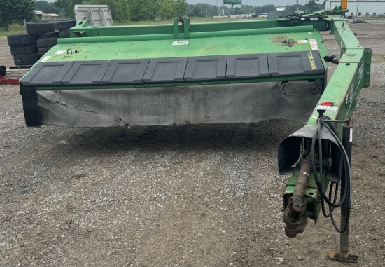 JD 935 CUTTER