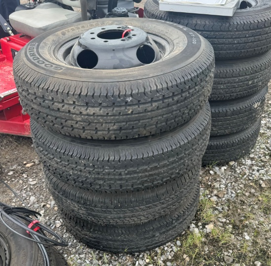 4 235 80 R 16 TIRES