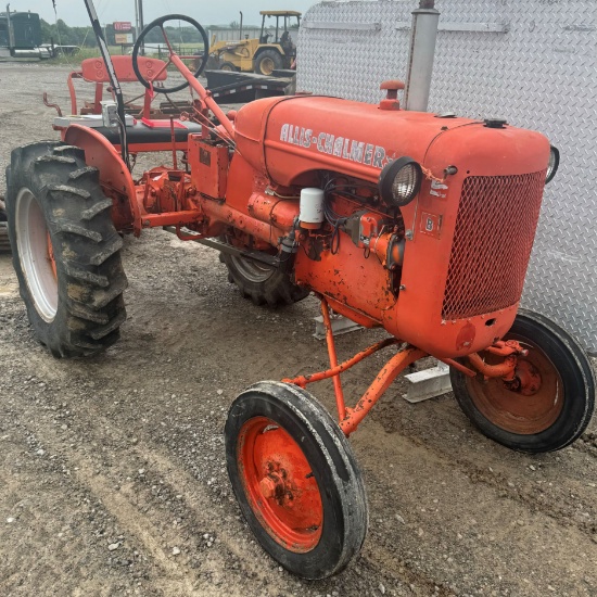 ALLIS CHALMERS TRACTOR