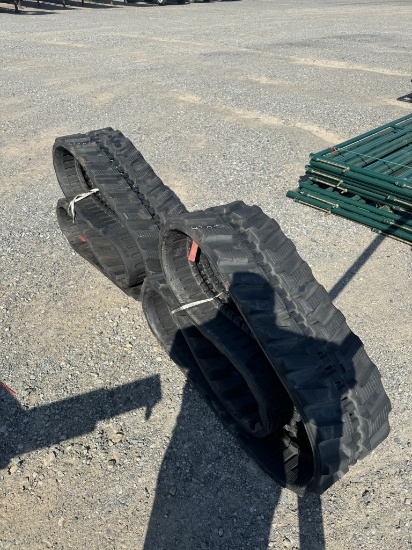 PAIR OF NEW RUBBER TRACKS