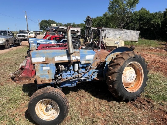 LONG 460 TRACTOR, DIESEL