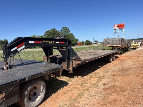 MAXEY 30+5 GN DUAL TANDEM TRAILER W/ WINCH