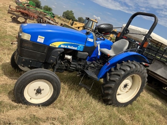 NH NTT45A TRACTOR