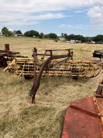 NH 256 HAY RAKE