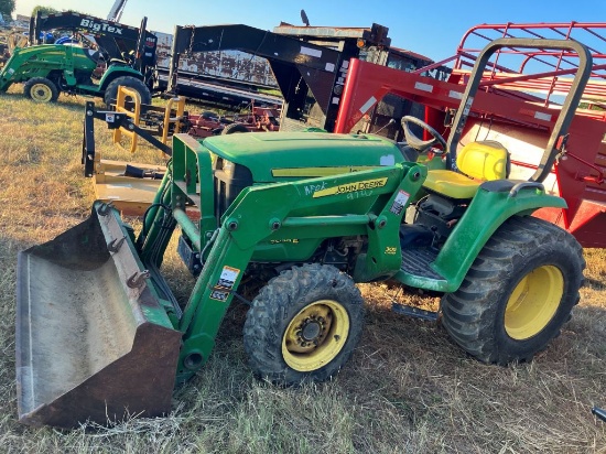 JD 305 LOADER