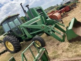 JD 4430 TRACTOR  W/ A 725 LOADER