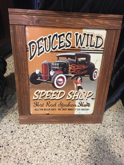 Deuces Wild Sign