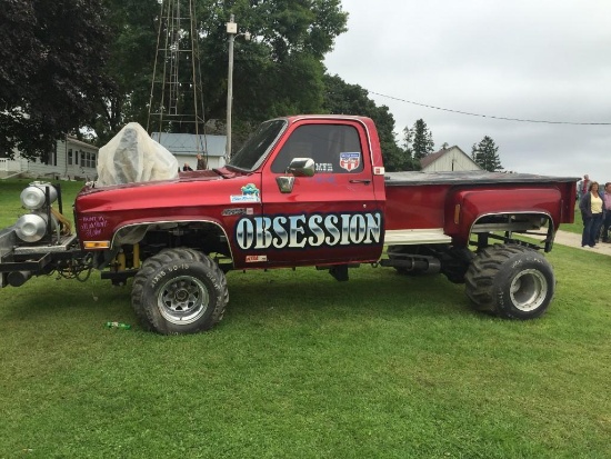 1986 GMC Body Pulling Truck