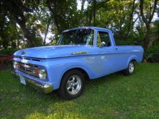 1962 Ford F 100 Uni body Truck, Selling No Reserve!