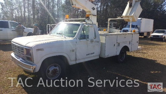 1985 Ford F350 Bucket Truck