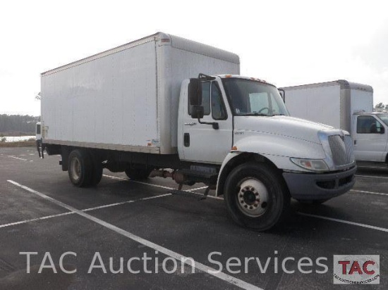 2011 International DuraStar 4300 20 foot Box Truck