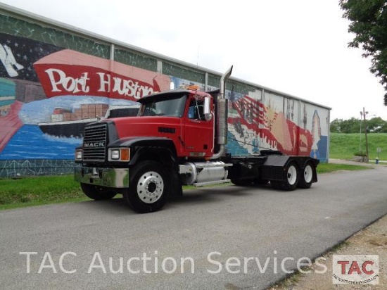 2000 Mack CH613