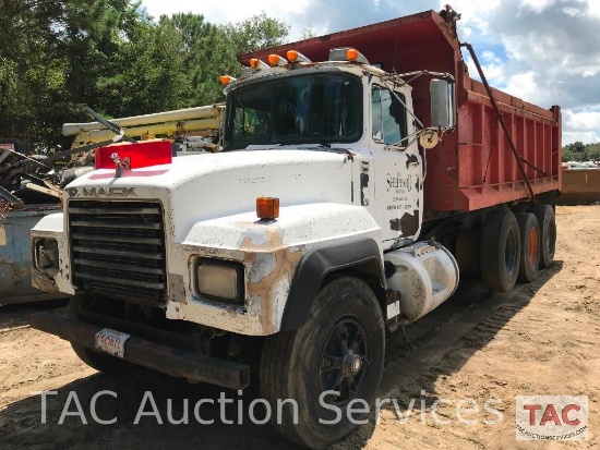 1992 Mack RD688S