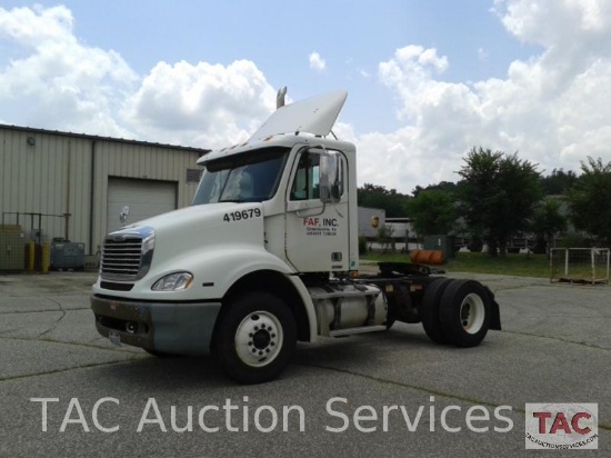 2007 Freightliner Columbia