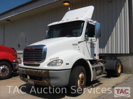 2007 Freightliner Columbia