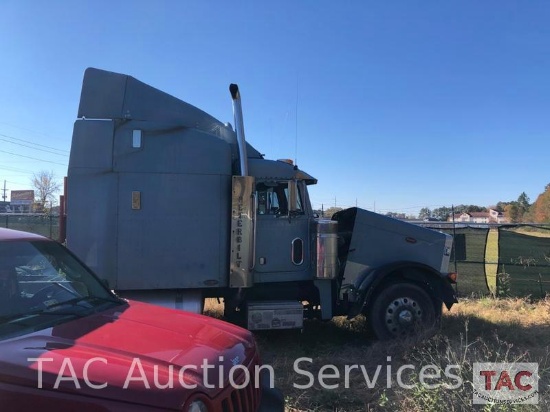 2000 Peterbilt 379