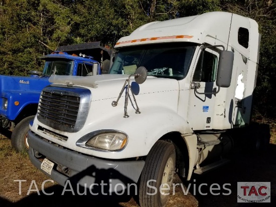 2007 Freightliner Columbia