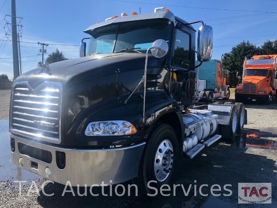 2009 Mack CXU613